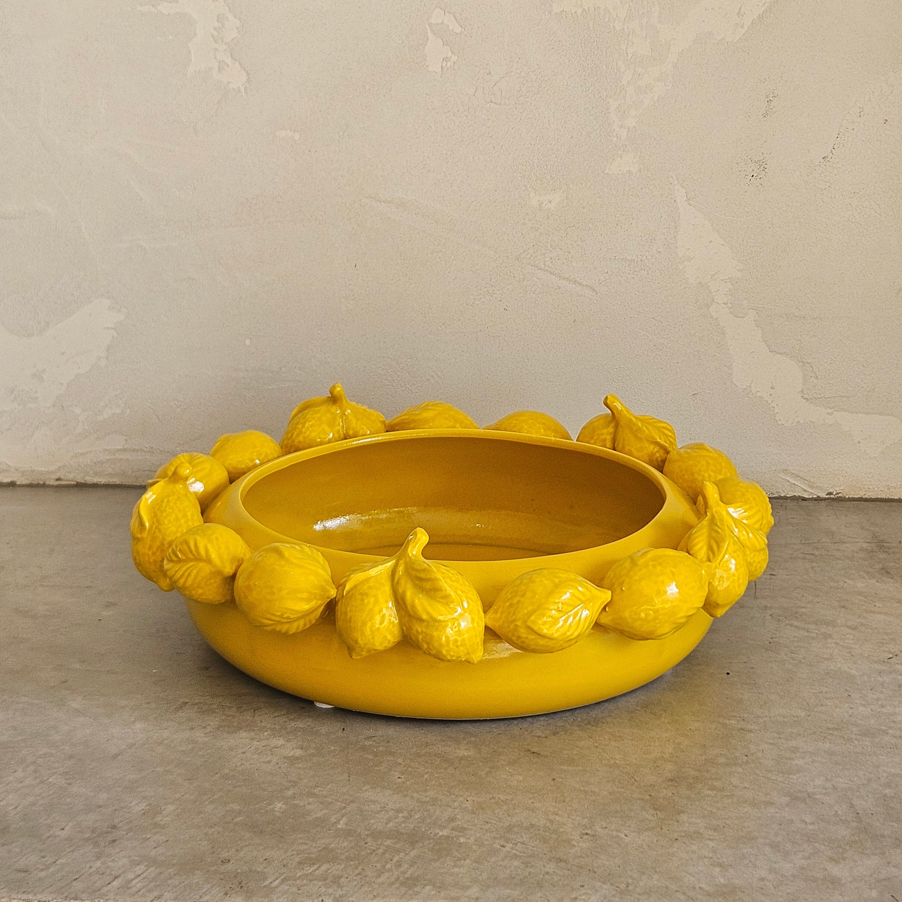 Aphrodite Ceramic Lemon Bowl in Yellow