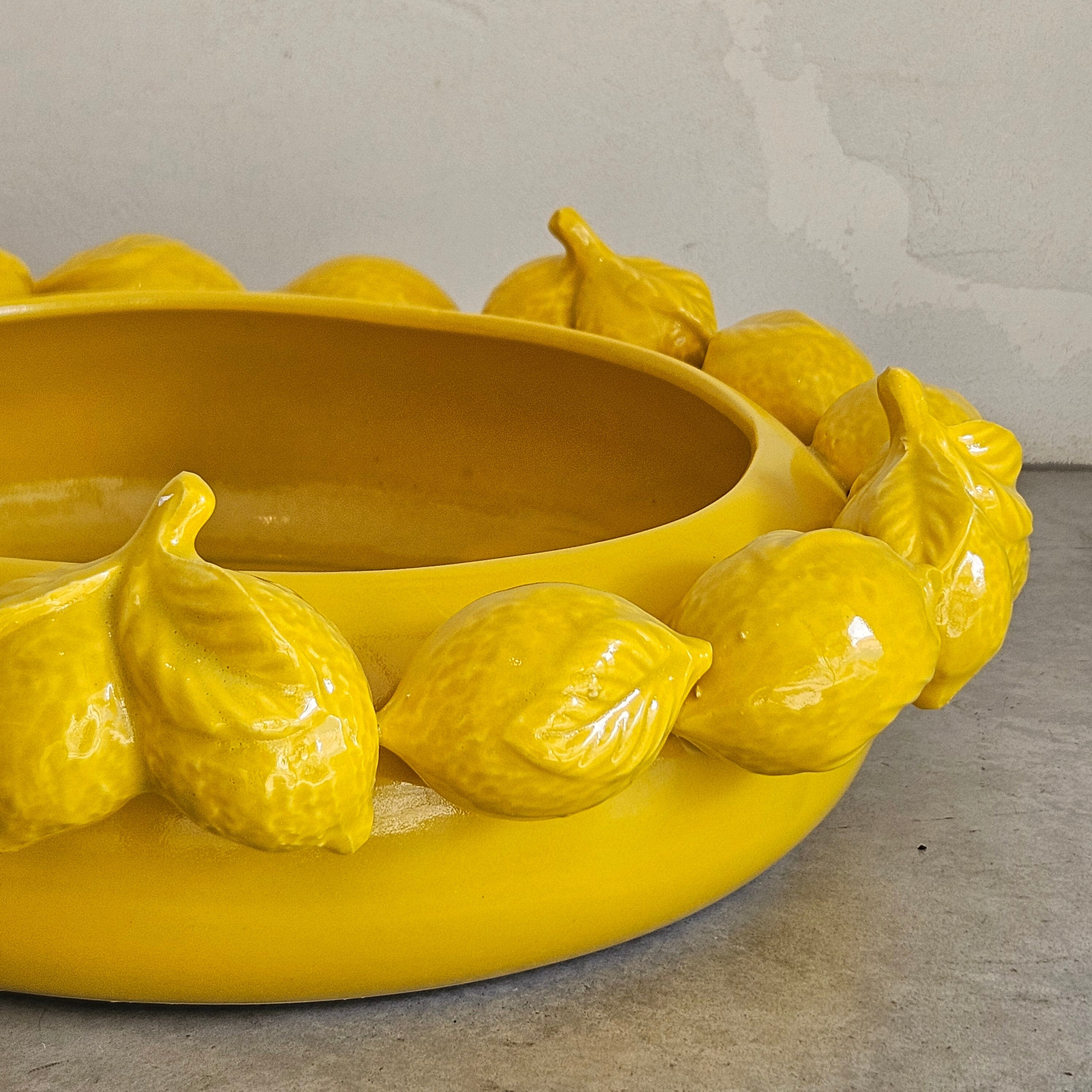 Aphrodite Ceramic Lemon Bowl in Yellow