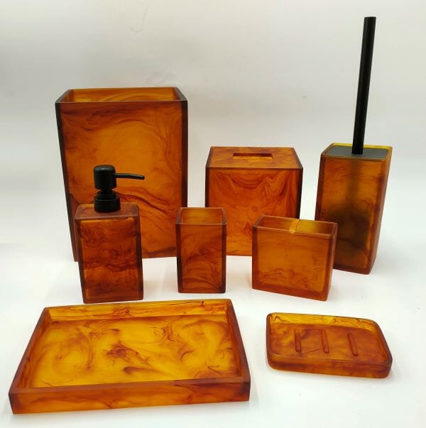 Gaia Resin Soap Dish in Marble Amber