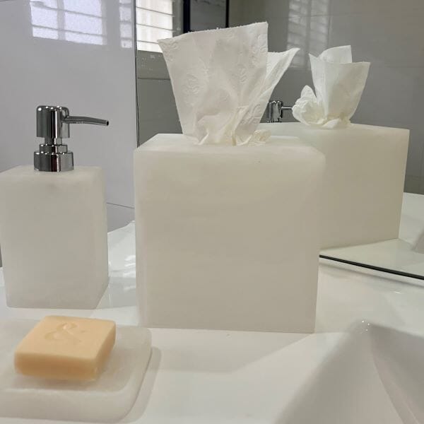 Gaia Resin Tissue Box in Marble White