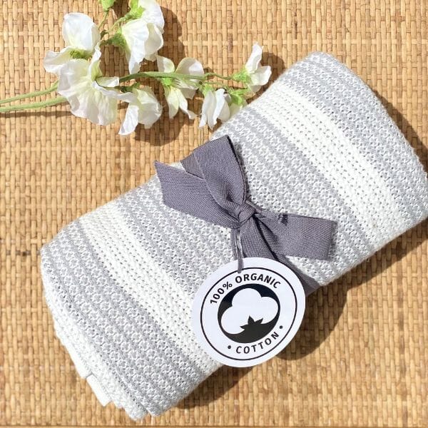 Baby Blanket in 100% Organic Cotton in Grey/White