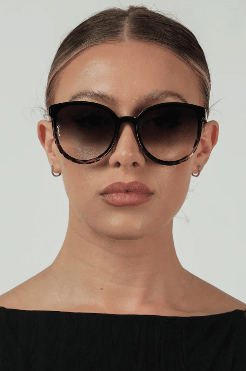 OTRA Eyewear - DALI Black Tortoiseshell with Smoke Fade Lense