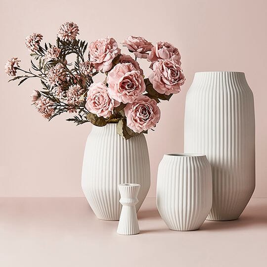 Chrysanthemum Celeste Spray in Dusty Pink 61cm
