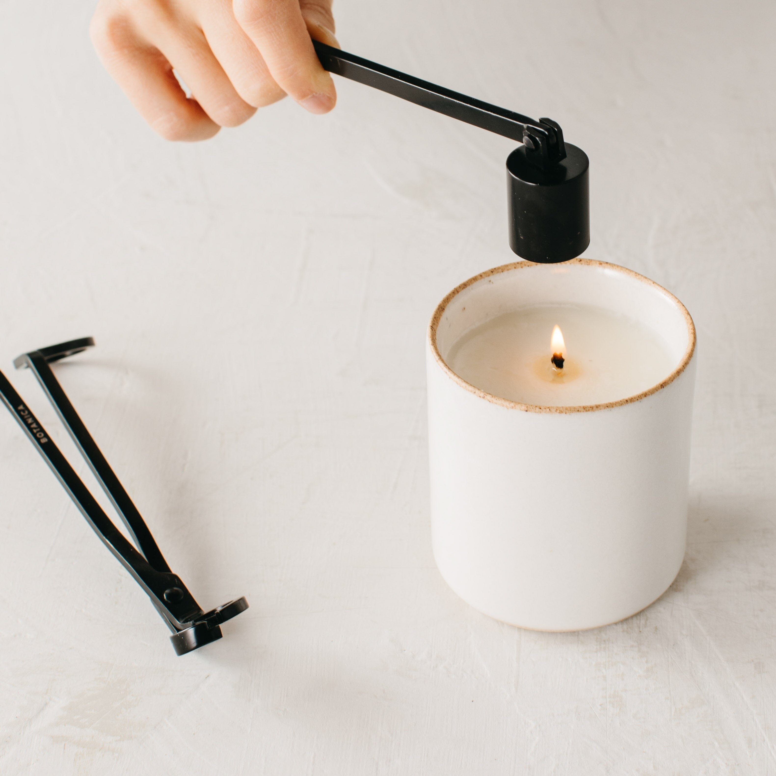 Nera Metal Candle Wick Trimmer in Black
