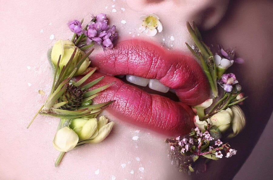 Suzy. Lipsticks - Satin Luxe Rose