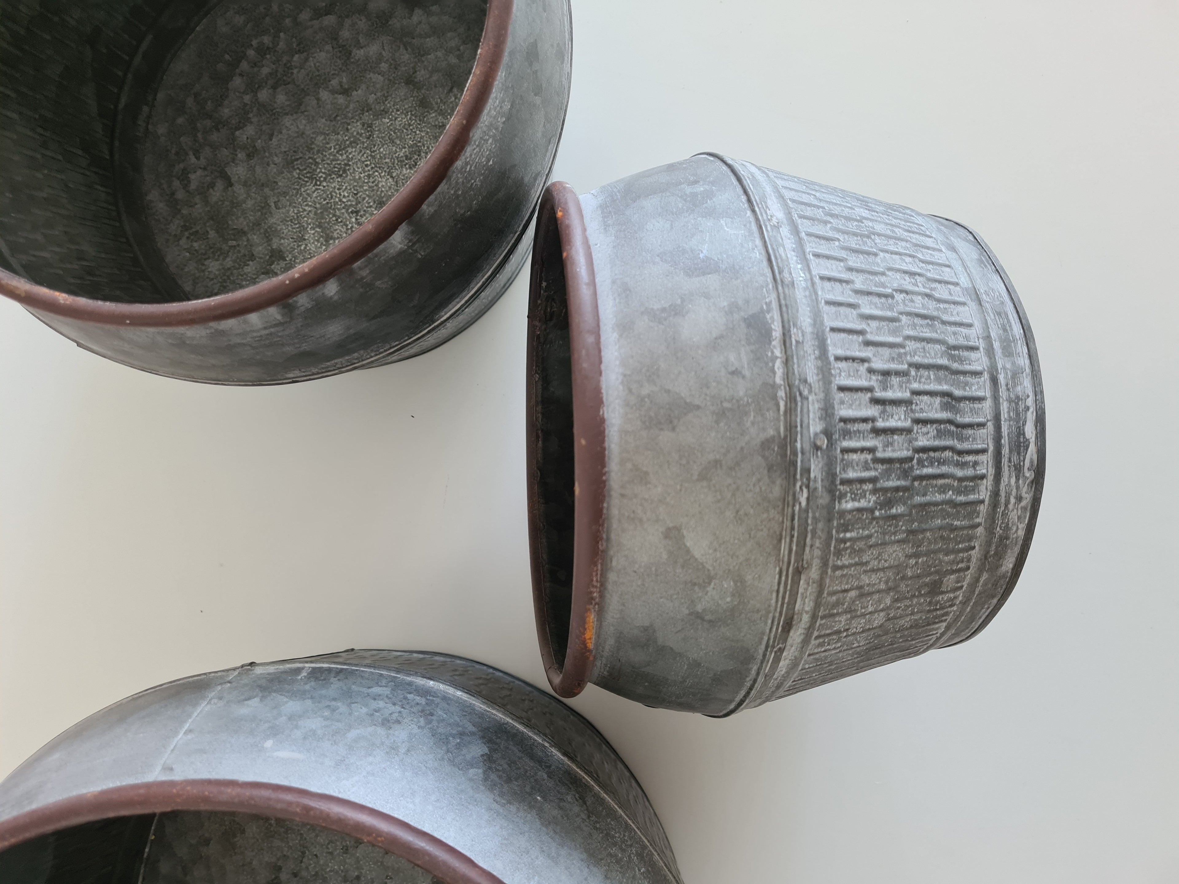 Hana Medium Antique Finish Zinc Pot - Buy 1 Get 1 Free Sale