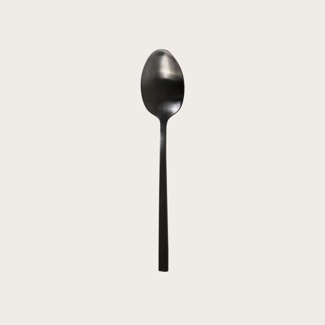 beltza-black-dinner-spoon