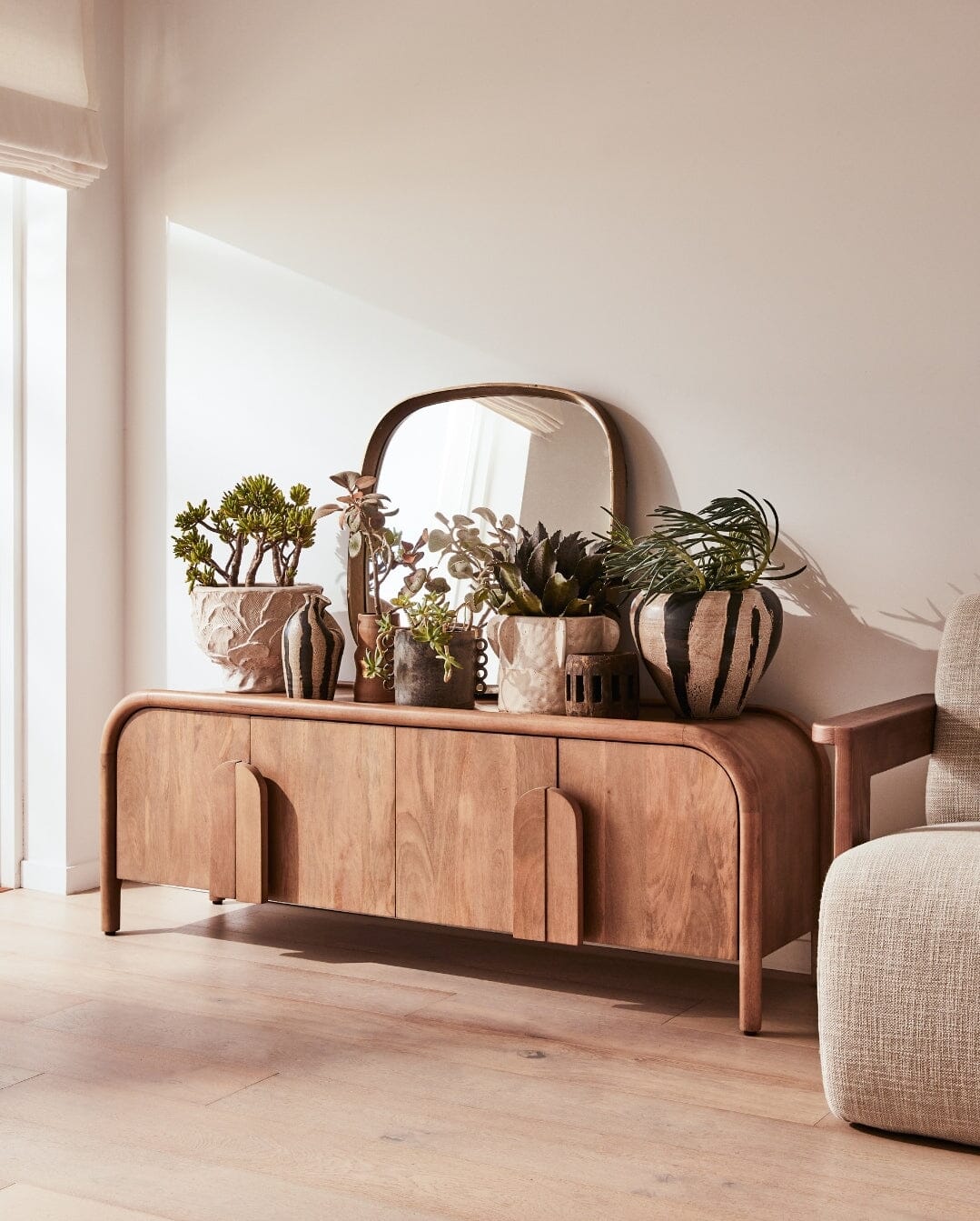 CONSOLE &amp; HALLYWAY TABLES