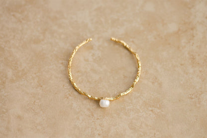 Indigo &amp; Wolfe - Gaia Gold &amp; Pearl Cuff