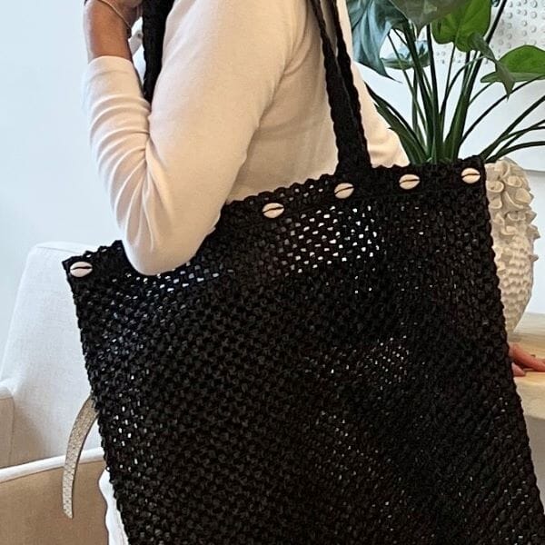 Shell Tote Bag in Black