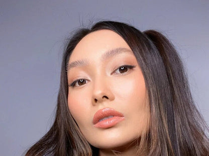 Suzy. Lipsticks - Apricot Satin Luxe