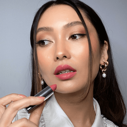 Suzy. Lipsticks - Matte Peony