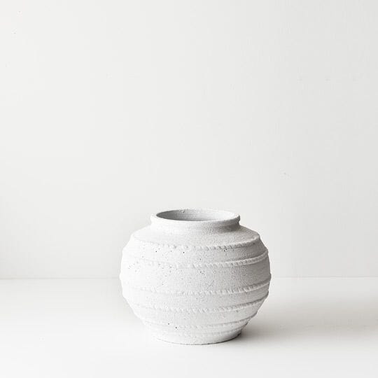 Sicilia Stoneware Pot in Antique White 37cm