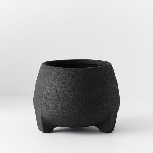 Syros Ceramic Footed Pot in Black 21cm