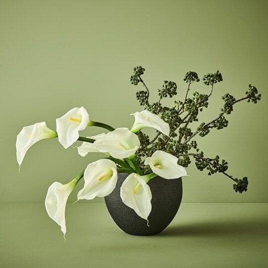 Syros Ceramic Bowl Vase in Black