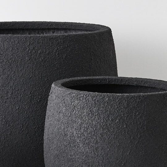 Imeri Stone Textured Pot in Black - Medium