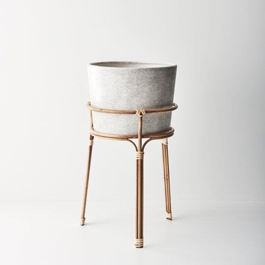 Jisoo Metal Pot W/ Stand in White (Small)