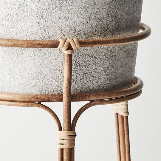 Jisoo Metal Pot W/ Stand in White (Small)