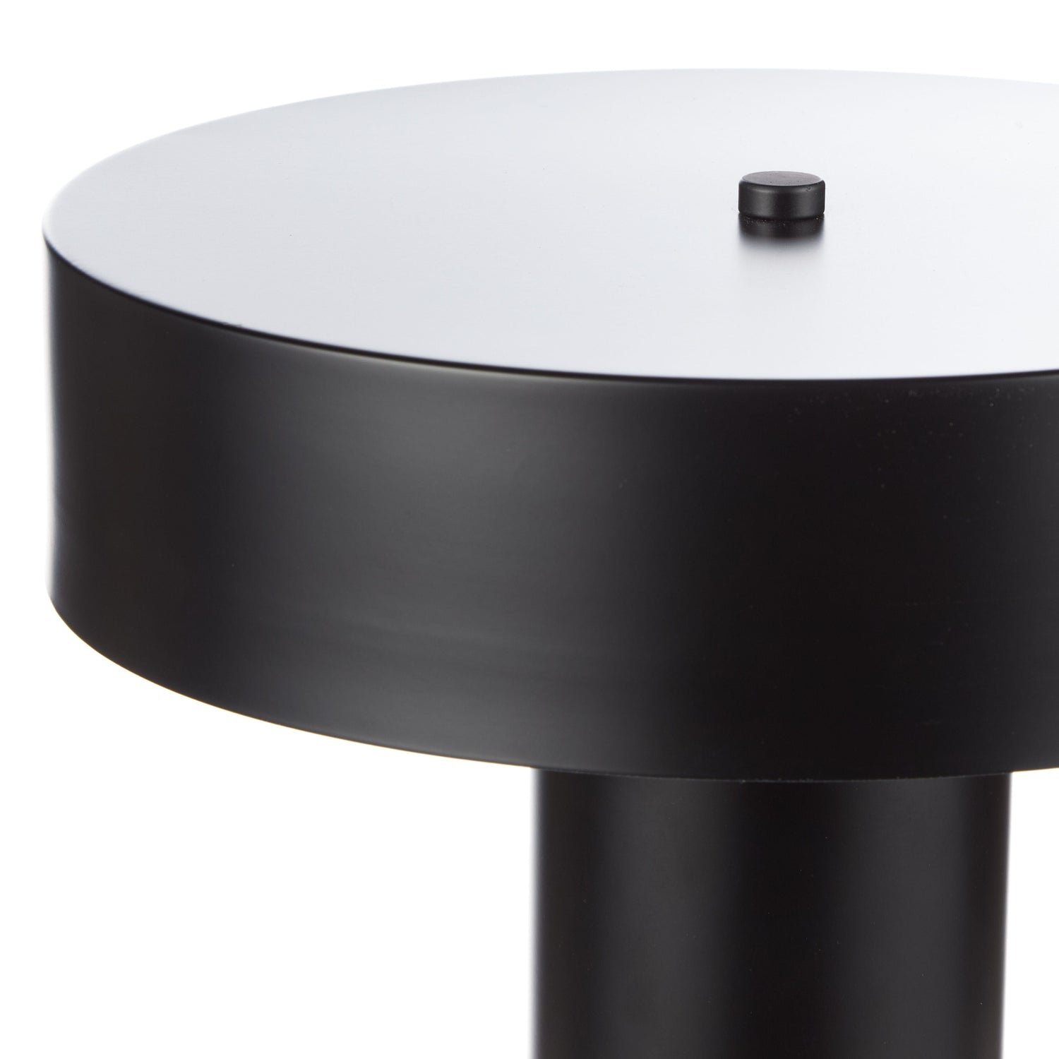 Themis Metal Table Lamp in Black