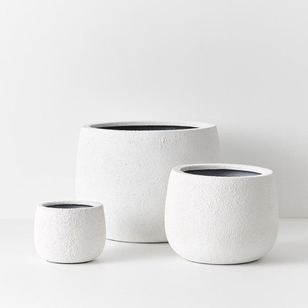 Imeri Stone Textured Pot in White - Medium