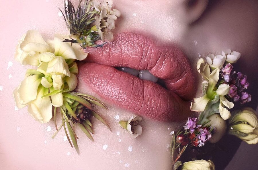 Suzy. Lipsticks - Matte Pink Lace