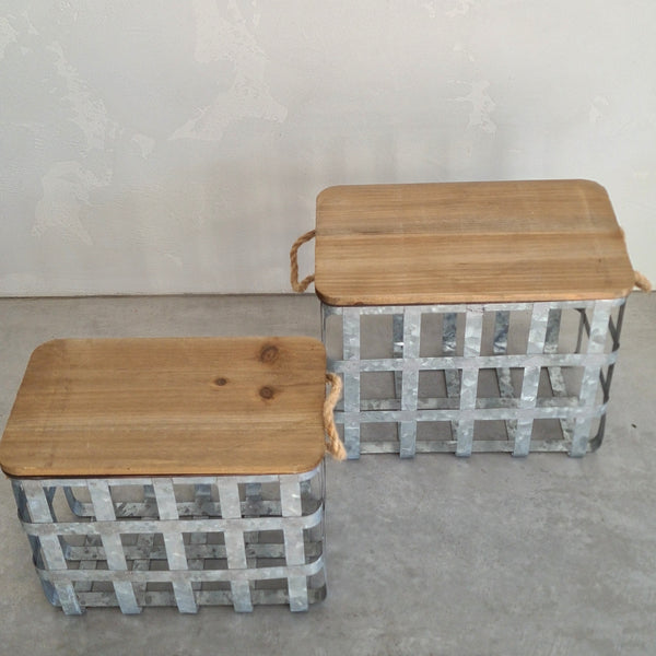 Set of 2 Farmhouse Metal/Wood Baskets