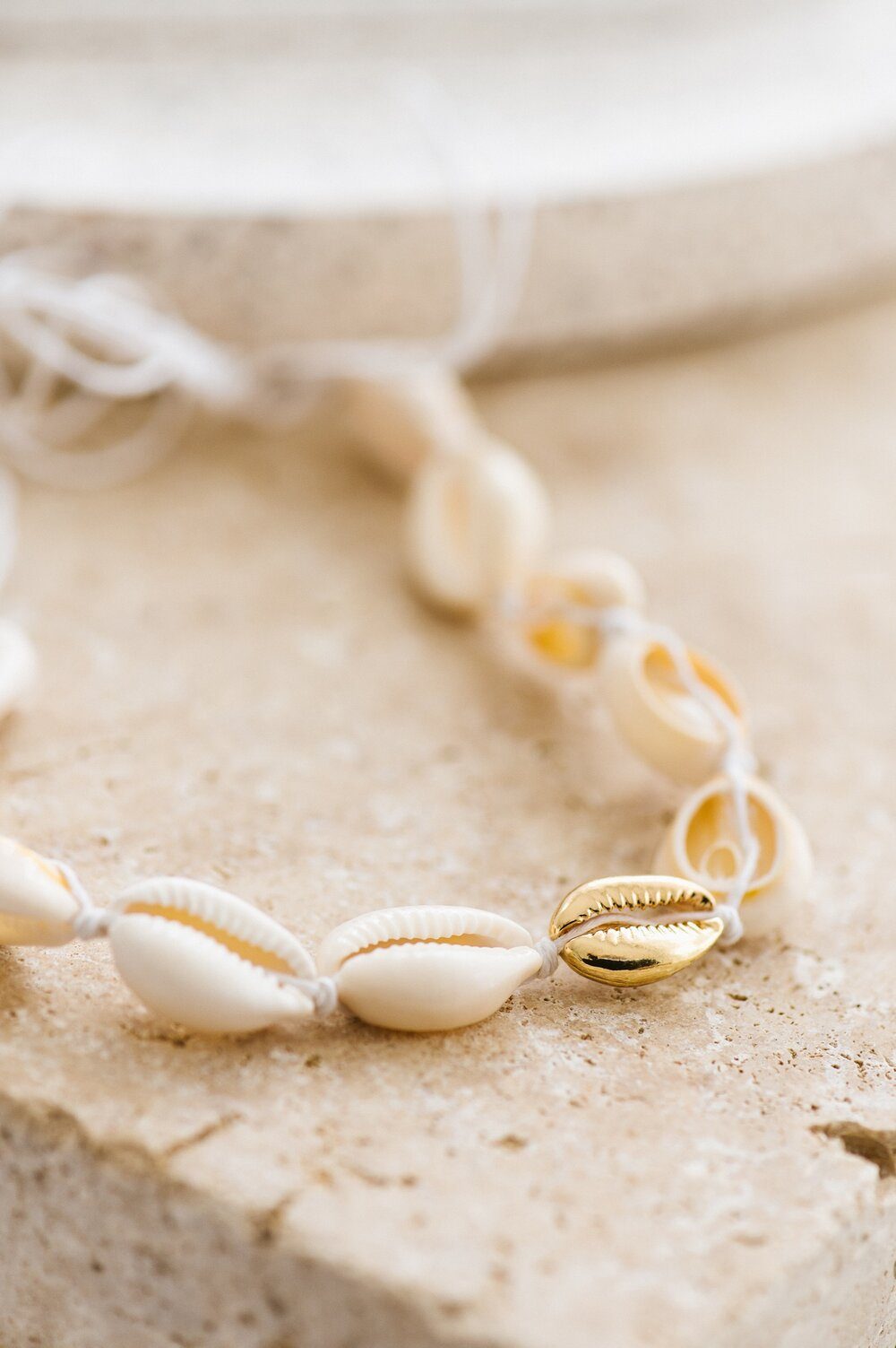 Sandy Cowrie Shell Necklace - Indigo &amp; Wolfe