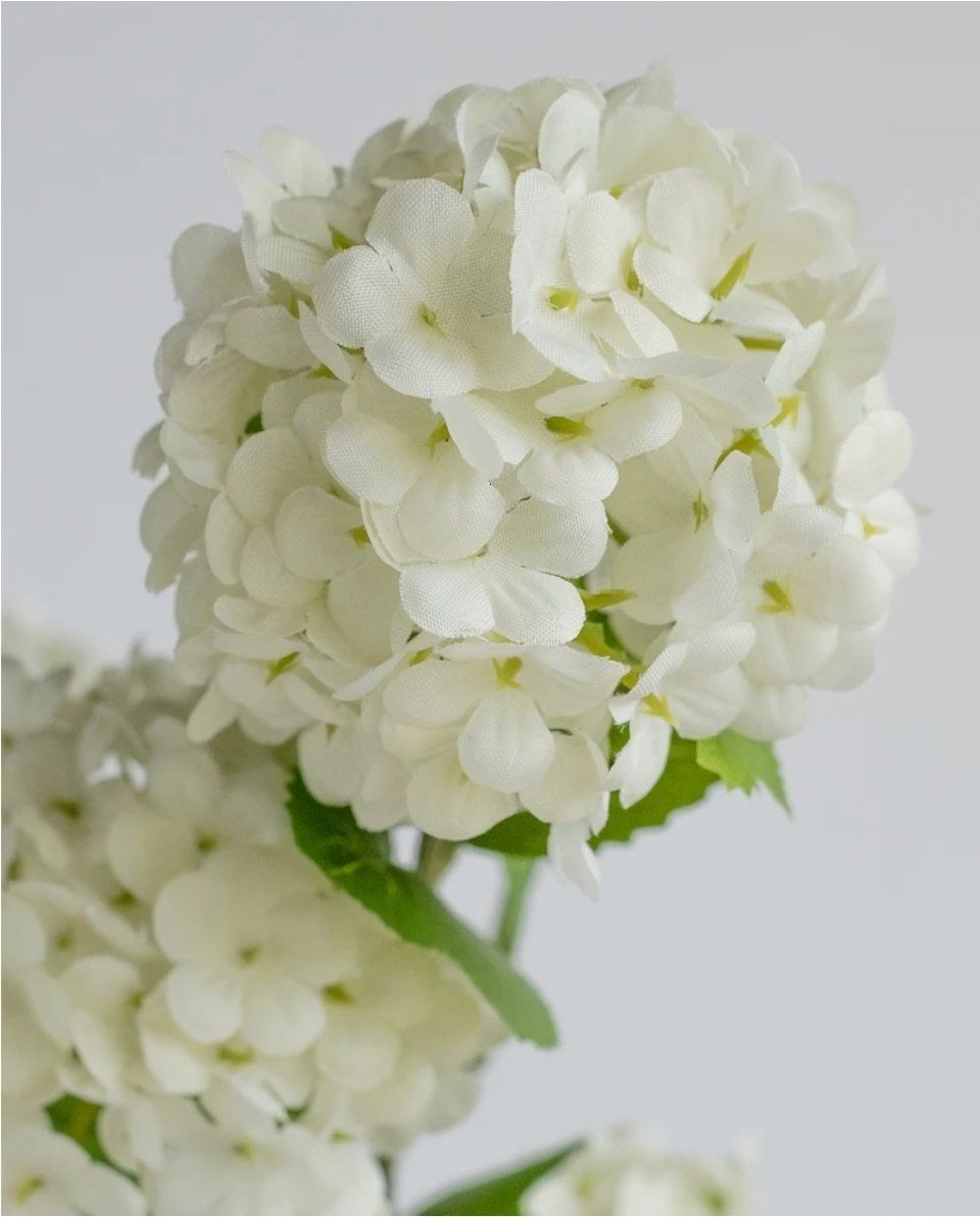 Snowball Artificial Spray in White - 55cm